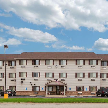 Super 8 By Wyndham Mason City Luaran gambar