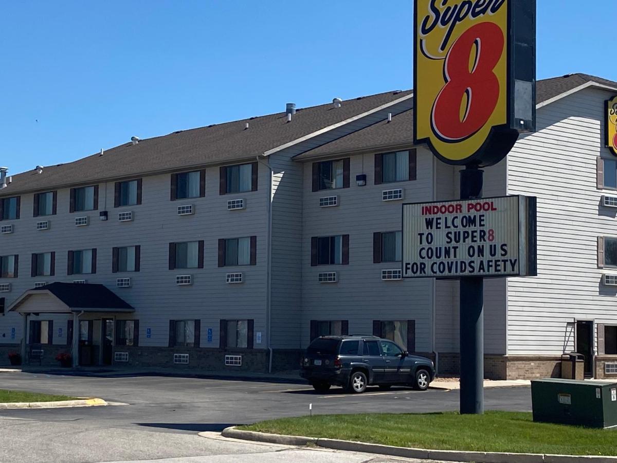 Super 8 By Wyndham Mason City Luaran gambar