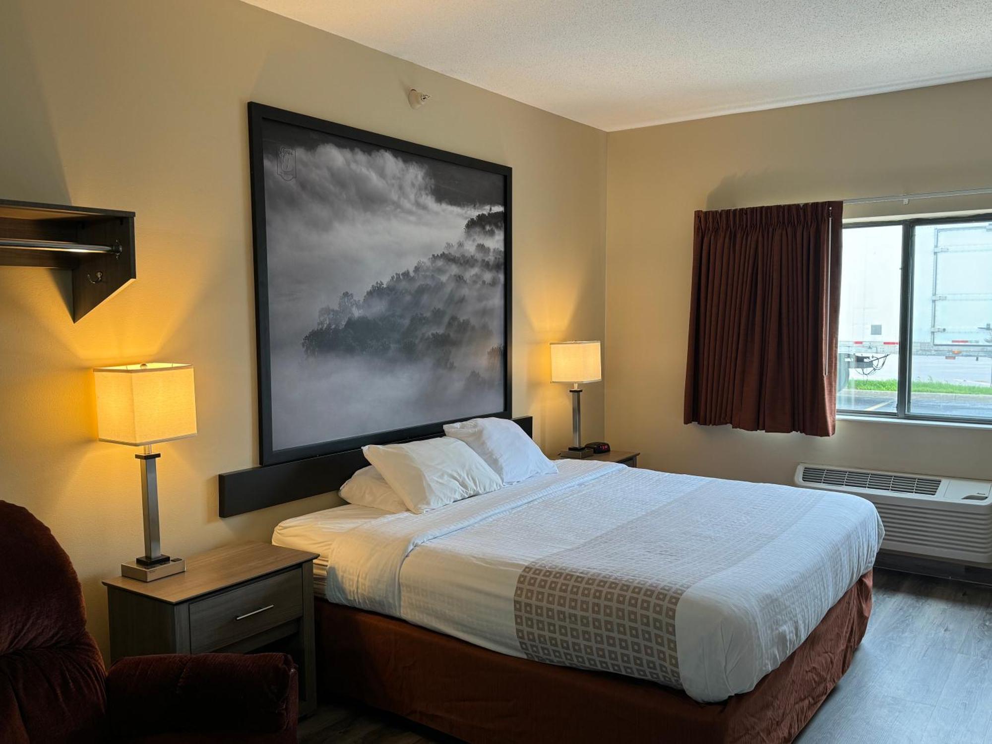 Super 8 By Wyndham Mason City Luaran gambar